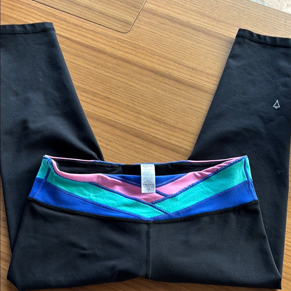 Ivivva reversible Black Leggings with Colorful Waistband size 14